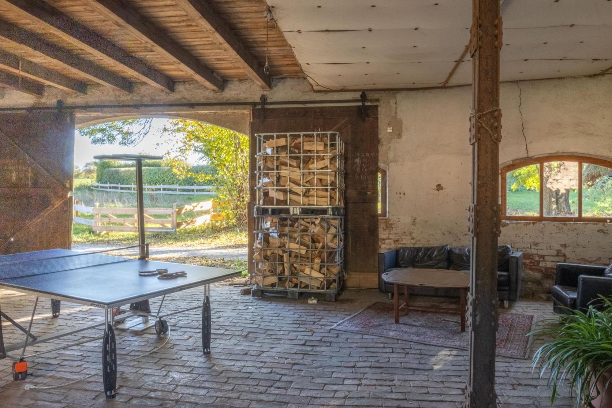 Loft Apartment Mit Grosser Badewanne A Mugeln Exterior photo